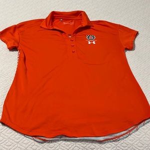 Ladies Under Armour golf shirt. Loose fit medium